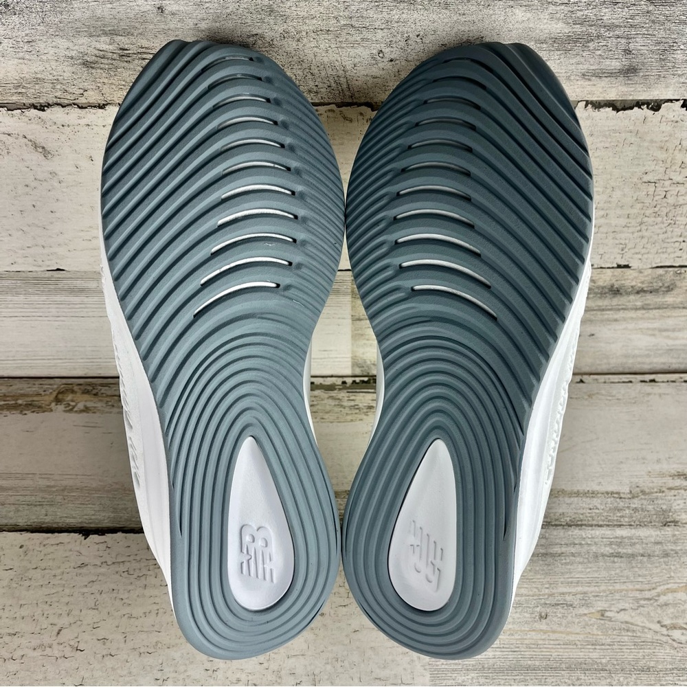 NEW BALANCE White Dynasoft Lowky Alt Walking Shoes NEW 9.5 - Picture 10 of 10